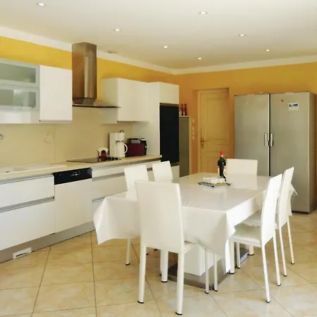 4 Bedroom Cozy In Grau D'agde 別荘 *
