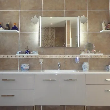 Prázdninový dům 4 Bedroom Cozy In Grau D'agde Le Grau-dʼAgde