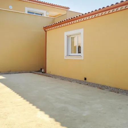 4 Bedroom Cozy In Grau D'agde Prázdninový dům *