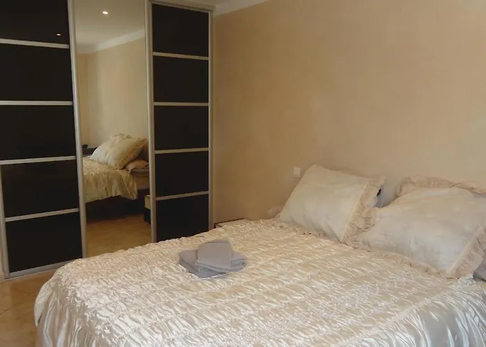 4 Bedroom Cozy In Grau D'agde Сasa de vacaciones *