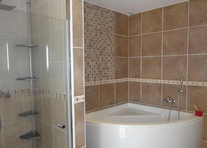 Сasa de vacaciones 4 Bedroom Cozy In Grau D'agde Le Grau d'Agde