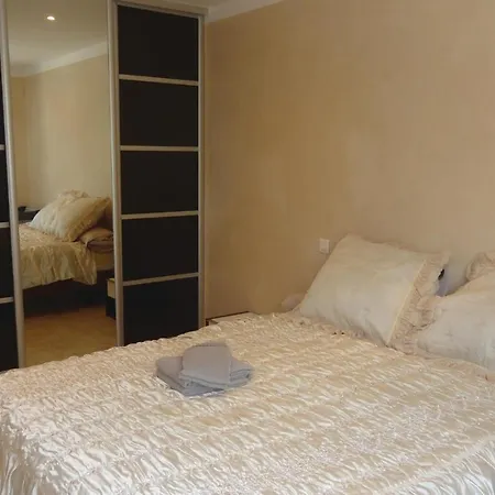 4 Bedroom Cozy In Grau Dagde Holiday home *