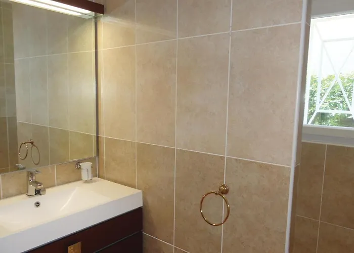 Holiday home 4 Bedroom Cozy In Grau D'agde Le Grau-d'Agde